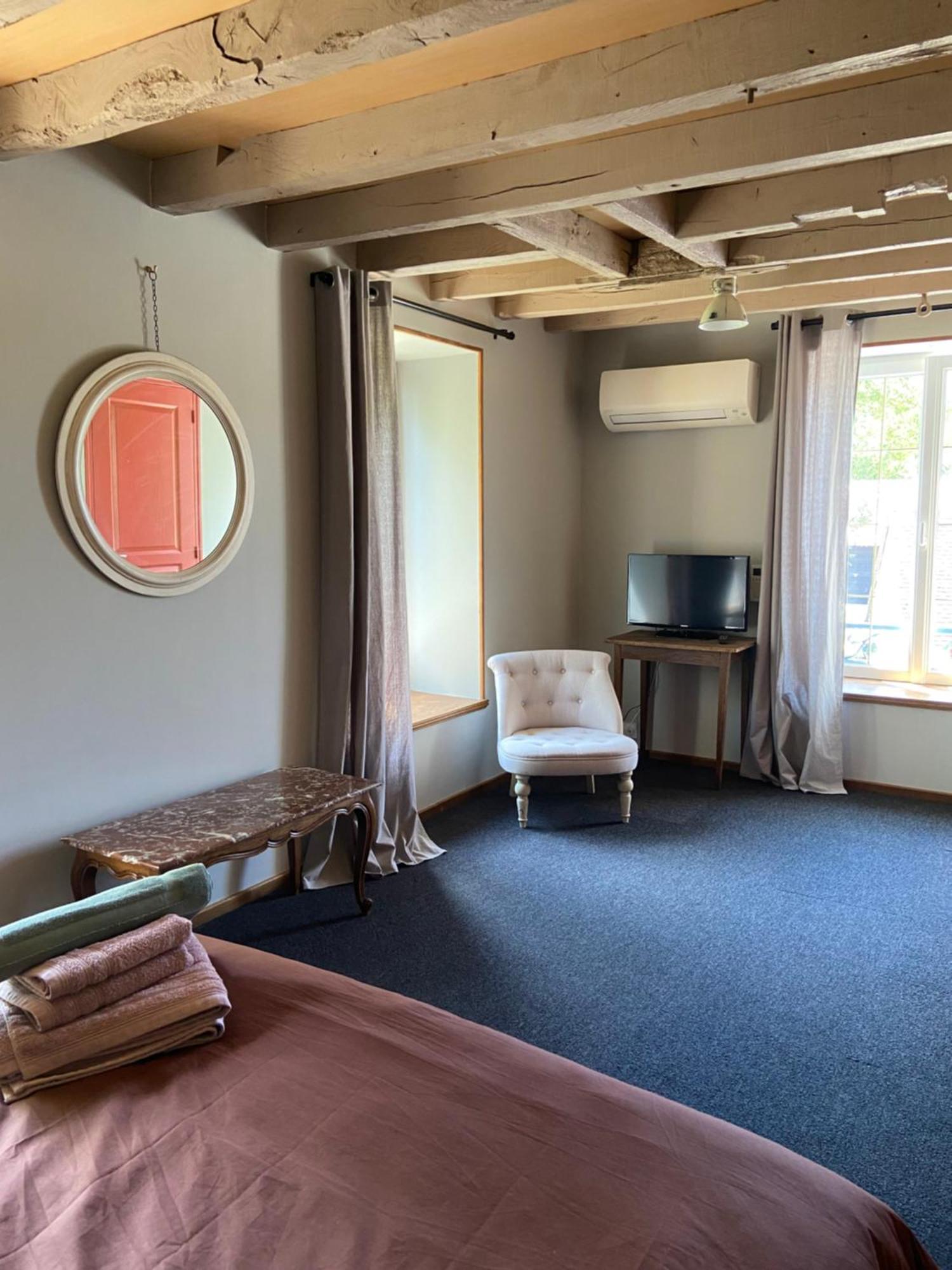 Hotel Moulin De Petoulle Charenton-du-Cher Zewnętrze zdjęcie