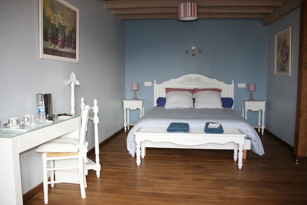 Hotel Moulin De Petoulle Charenton-du-Cher Zewnętrze zdjęcie